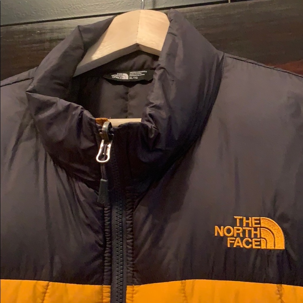 Men’s extra large North Face Vest - like new
